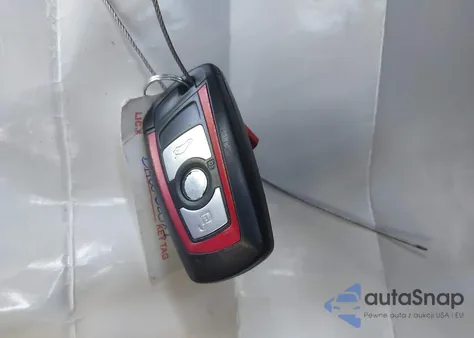 2014 BMW 328I xDrive из США, поврежденный, VIN WBA3B5G50ENS11342